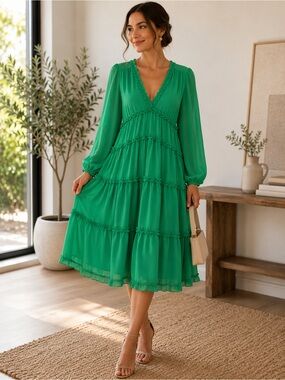 V-Neck Green Tiered Midi Dress with Long Sleeves Size 1X plus